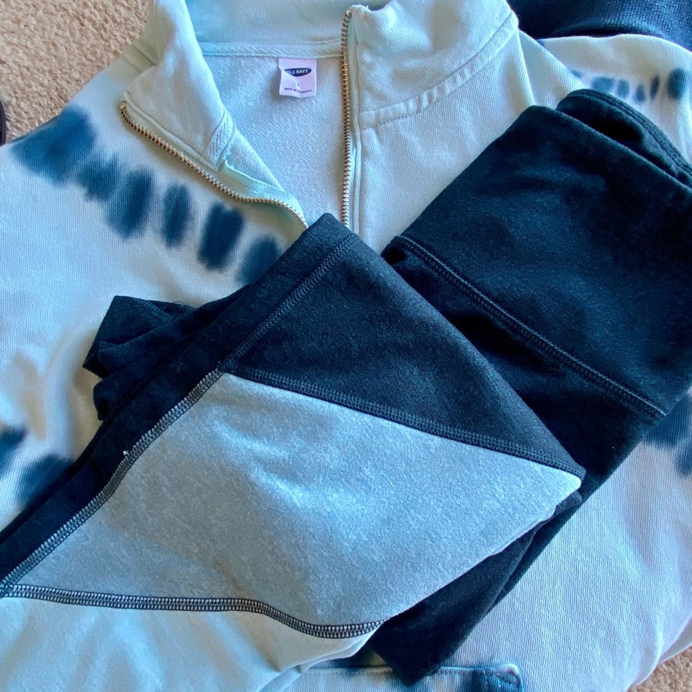 Active Wear 2-piece set LIKE NEW!!